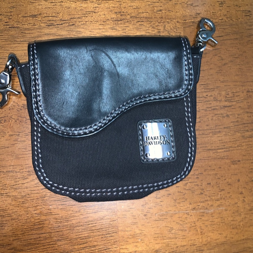 Harley Davidson clip on black